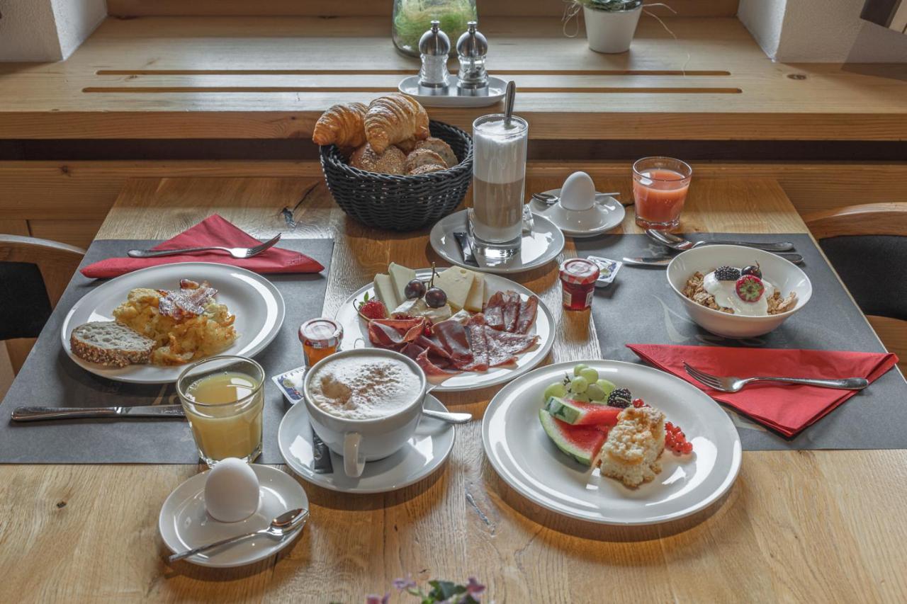 Hotel Sarain Active Mountain Resort Lenz Екстер'єр фото